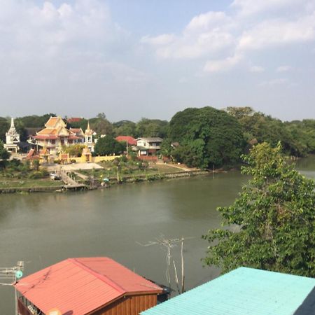 Tharuadaeng Old City Ayutthaya ท่าเรือแดง กรุงเก่า อยุธยา Exterior foto